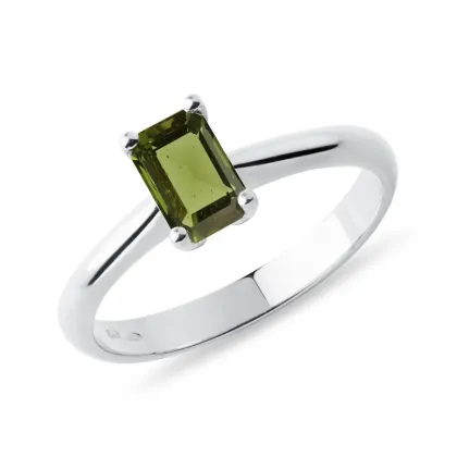 Zdjęcie Pierścionek z białego złota z mołdawitem o szlifie szmaragdowym KLENOTA