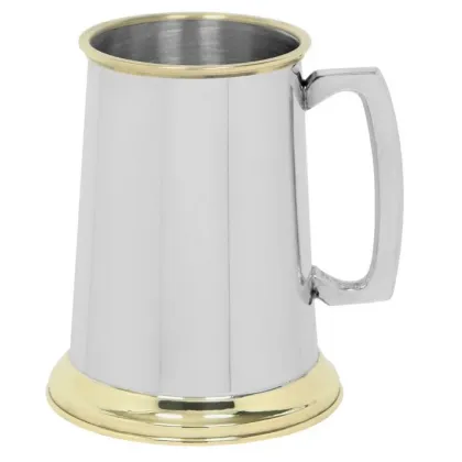 Zdjęcie Gustowny kufel do piwa z mosiądzu i cyny