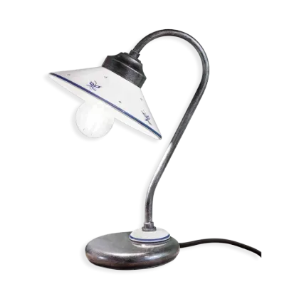 Zdjęcie Stylowa klasyczna lampka na stolik z Włoch