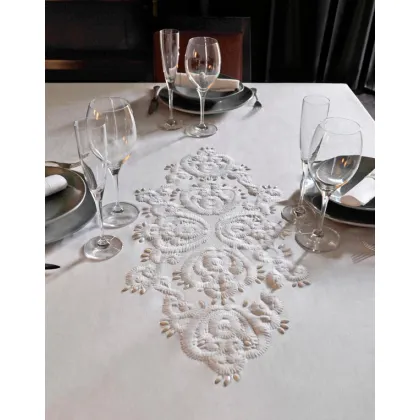 Picture Beautiful tablecloth embroidered with Macrame stones