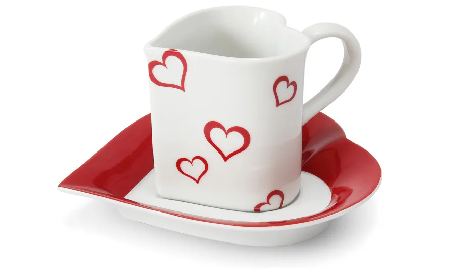 obrazek 1 Stylowa filiżanka ze spodkiem z porcelany w kształcie serca na Walentynki – wariant 1 – Leander