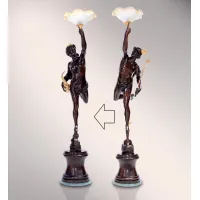 Zdjęcie Rzeźba z brązu latającej Wenus z lampą - Fonderia Artistica Ruocco