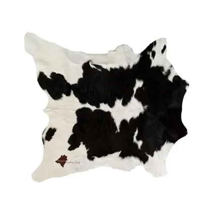 Zdjęcie Dekoracyjny dywan skórzany - 105x94 cm