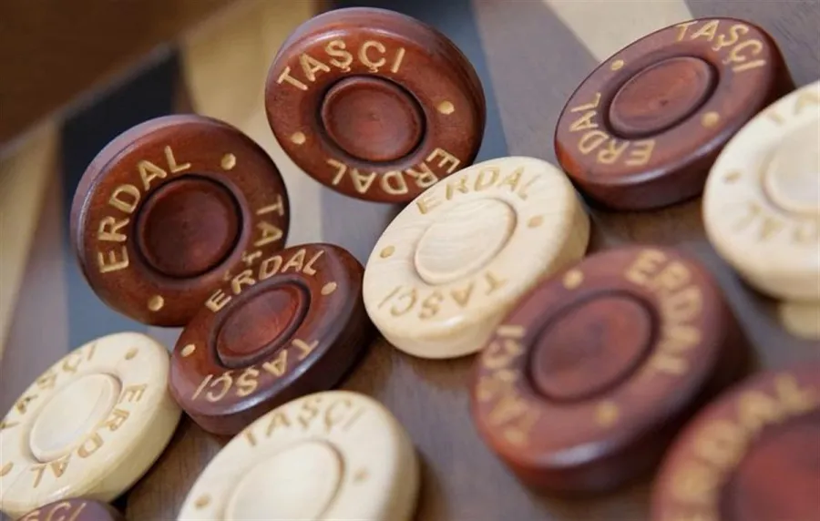 obrazek 4 Stylowa gra dla miłośników backgammon - Helena Woodart