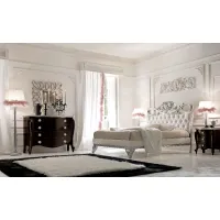 Picture Charlotte bed upholstered in white imitation leather, silver finish - Avenanti