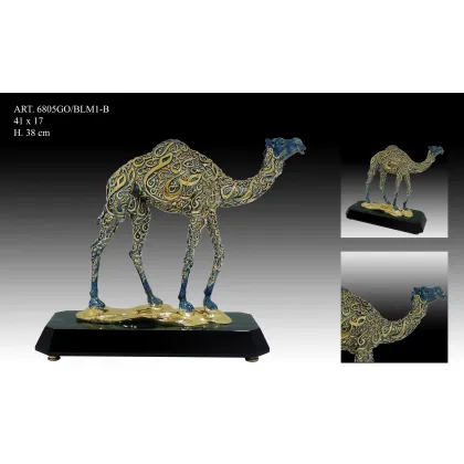 Zdjęcie Pozłacana figura wielbłąda