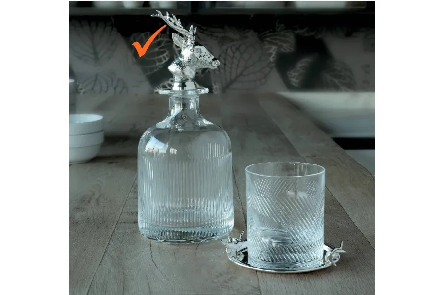 obrazek 1 Elegancka kryształowa butelka z korkiem z posrebrzanego mosiądzu